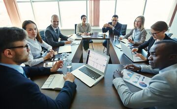 Making payroll approvals smart fast and accurate1