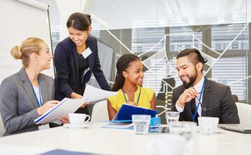 5 reasons why global business services should transform global payroll