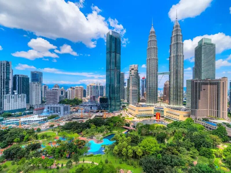 Malaysia Global Payroll Tax Information Guide Cover