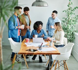 A connected global payroll ecosystem 1