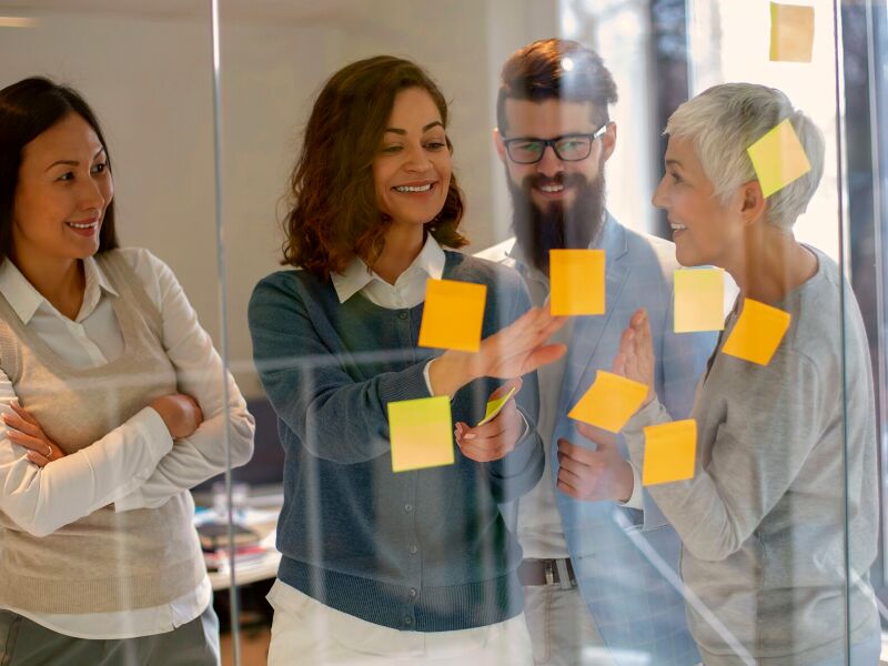 28 manage payroll in house