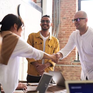 Unified HR and Payroll data 1000x1000